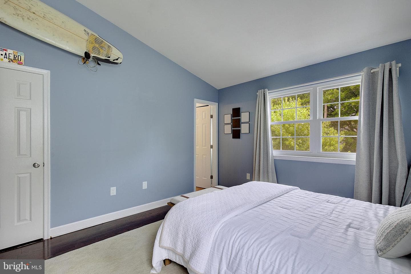 22103 Saint Michaels Circle photo 27