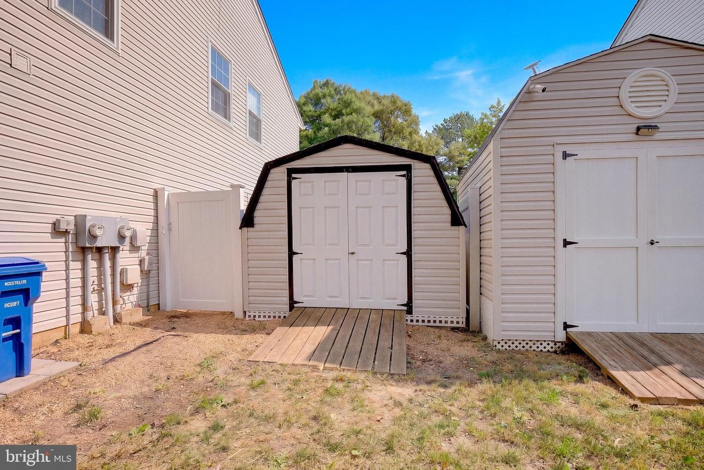 22103 Saint Michaels Circle photo 37