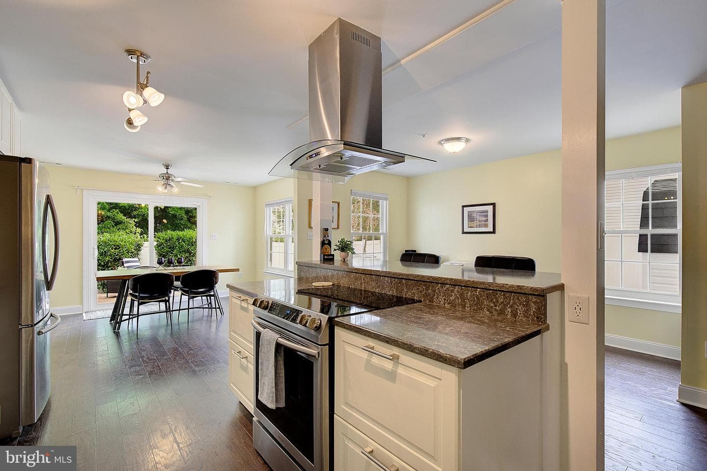 22103 Saint Michaels Circle photo 7