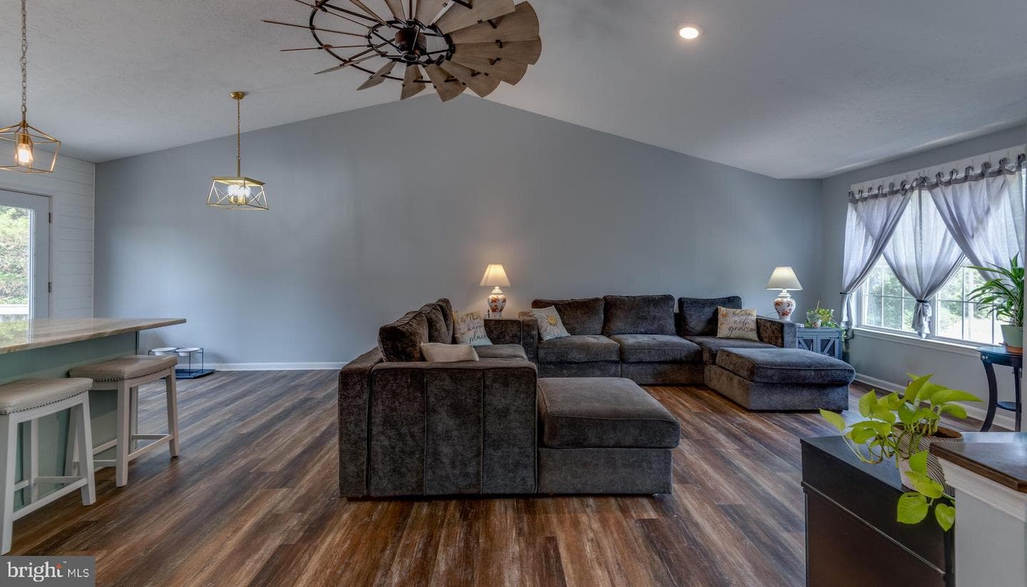 27656 Cannon Lane photo 4
