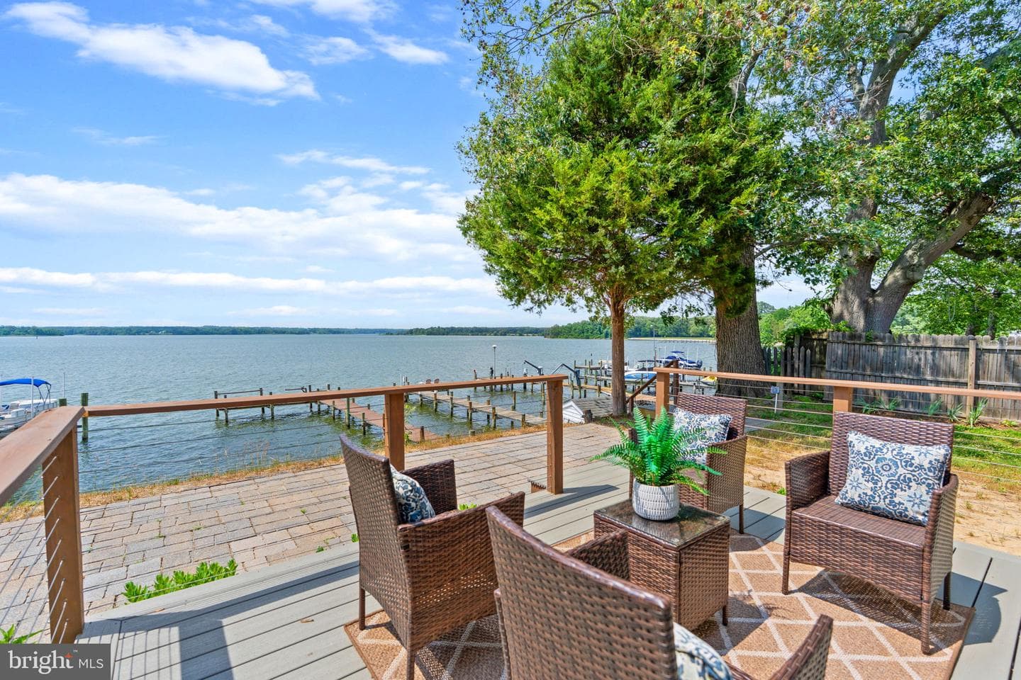 22393 Saint Clements Avenue photo 46
