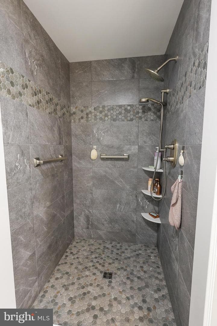 44634 Bellview Court photo 44
