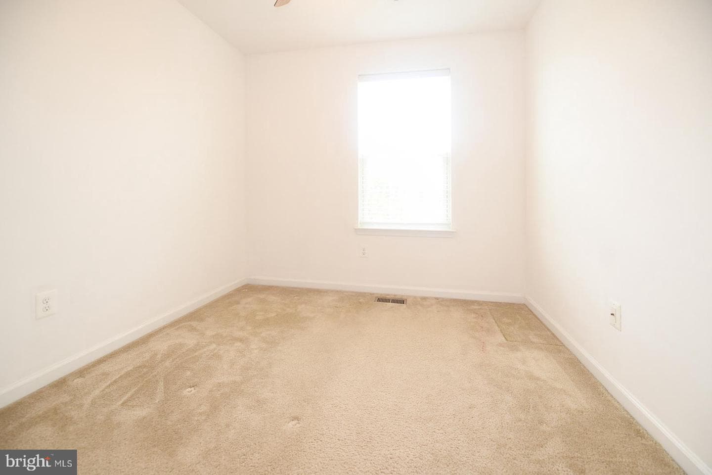 23048 Mountain Laurel Lane photo 20