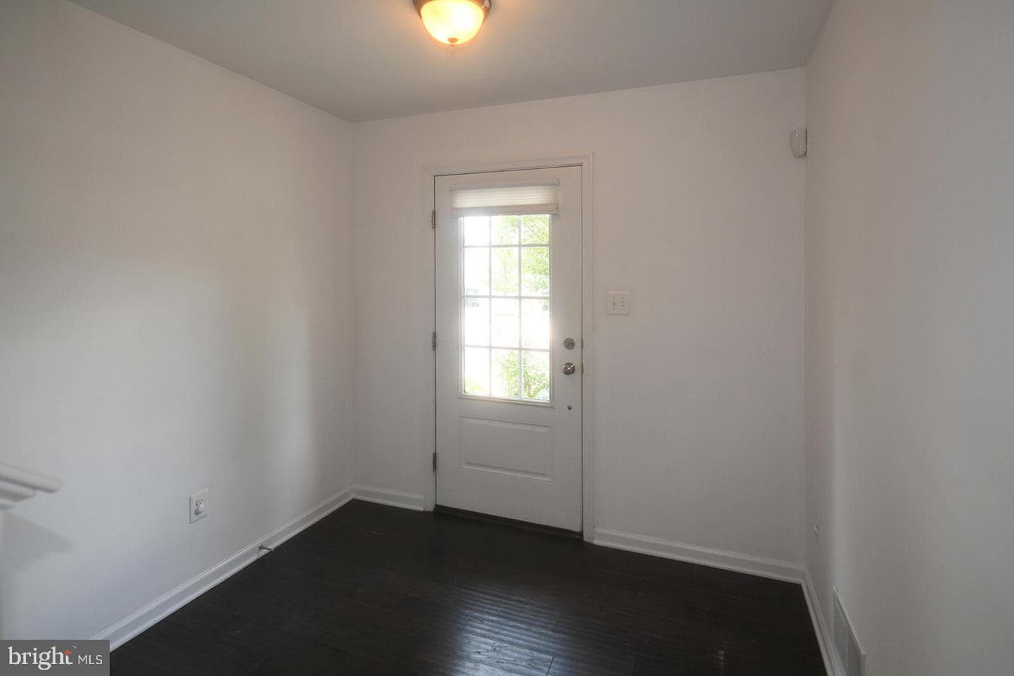 23048 Mountain Laurel Lane photo 6