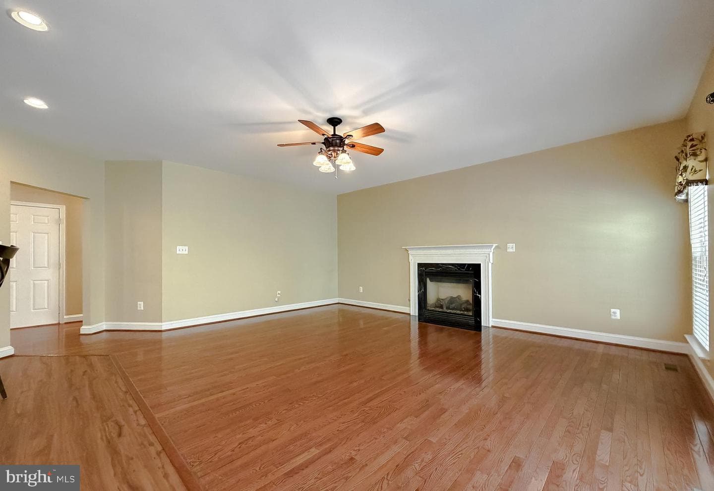 23423 Canna Court photo 27