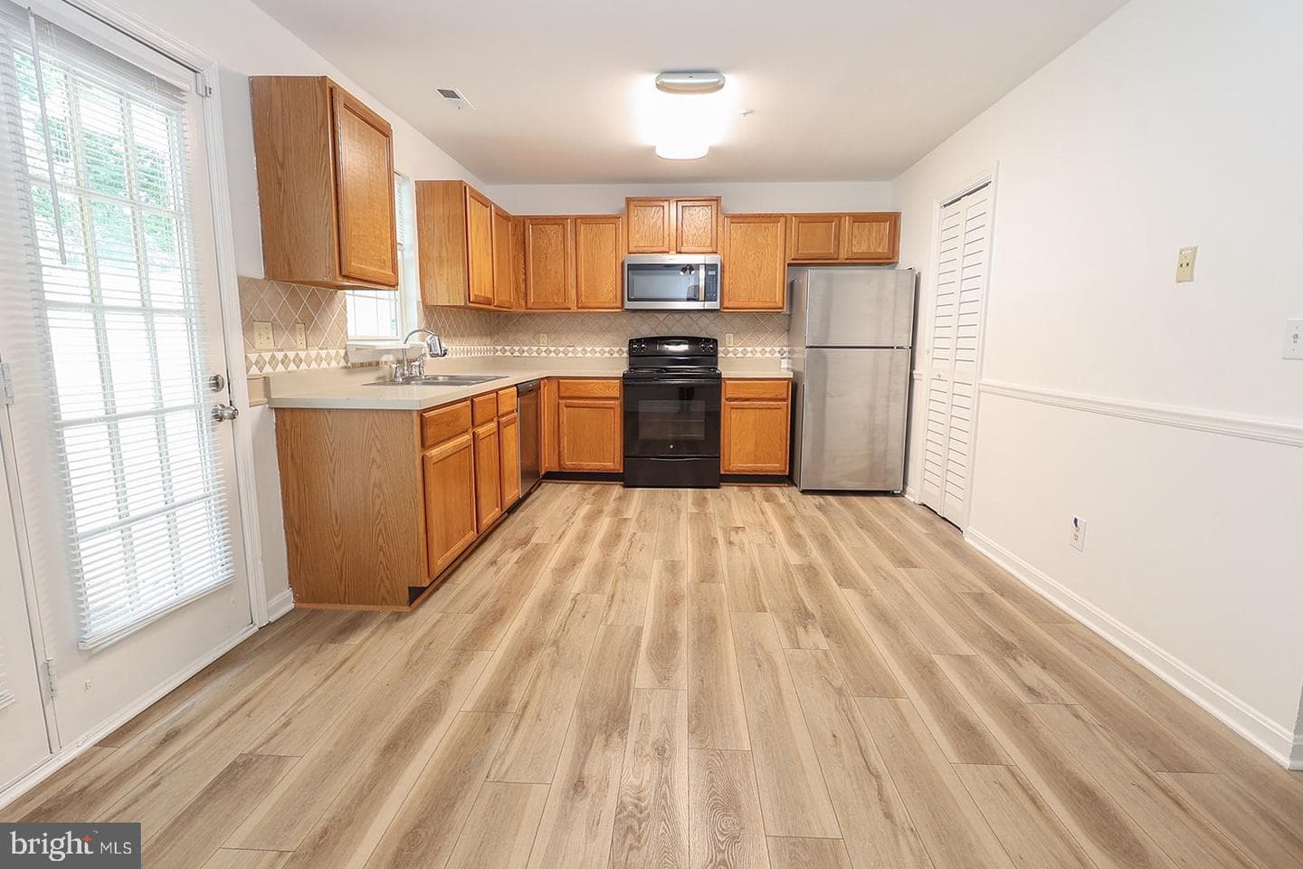 45820 Wolftrap Way photo 9