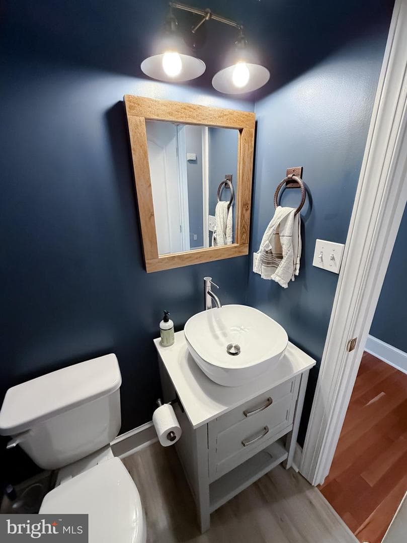 40777 Center 40 Circle photo 31