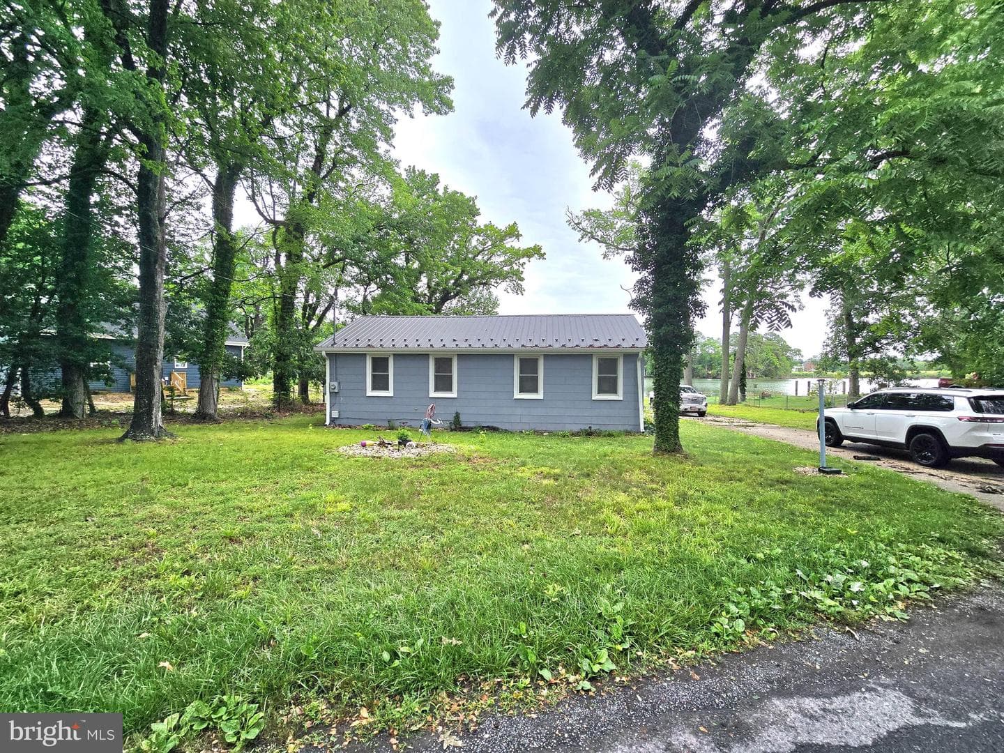 18800 Mckays Beach Road photo 3