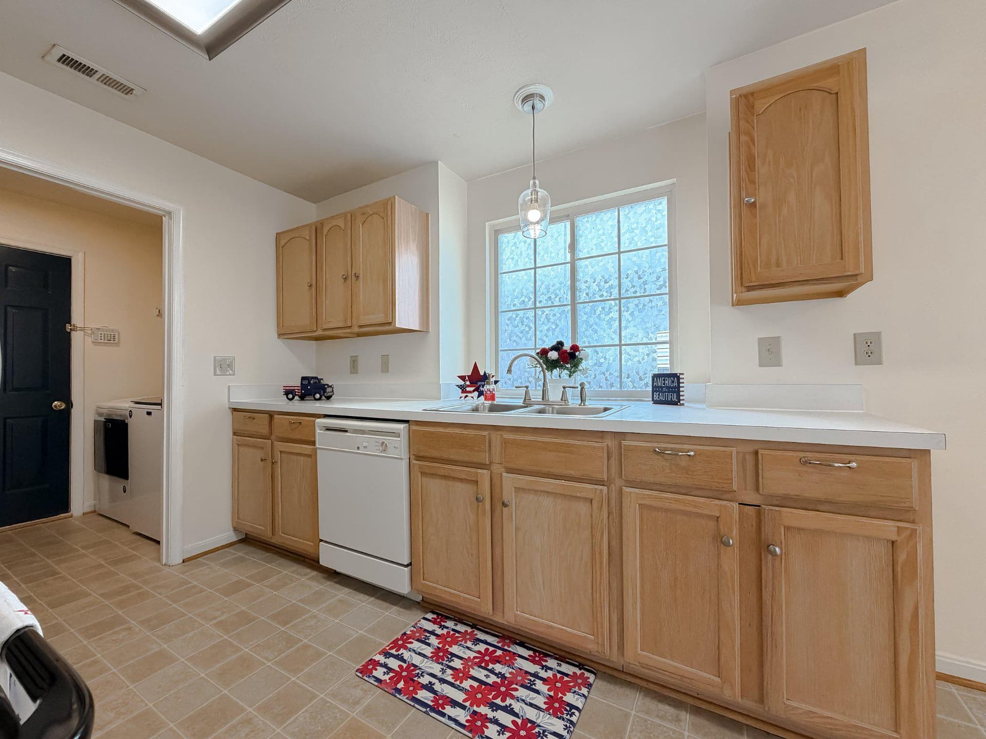 22702 Athlone Drive photo 12