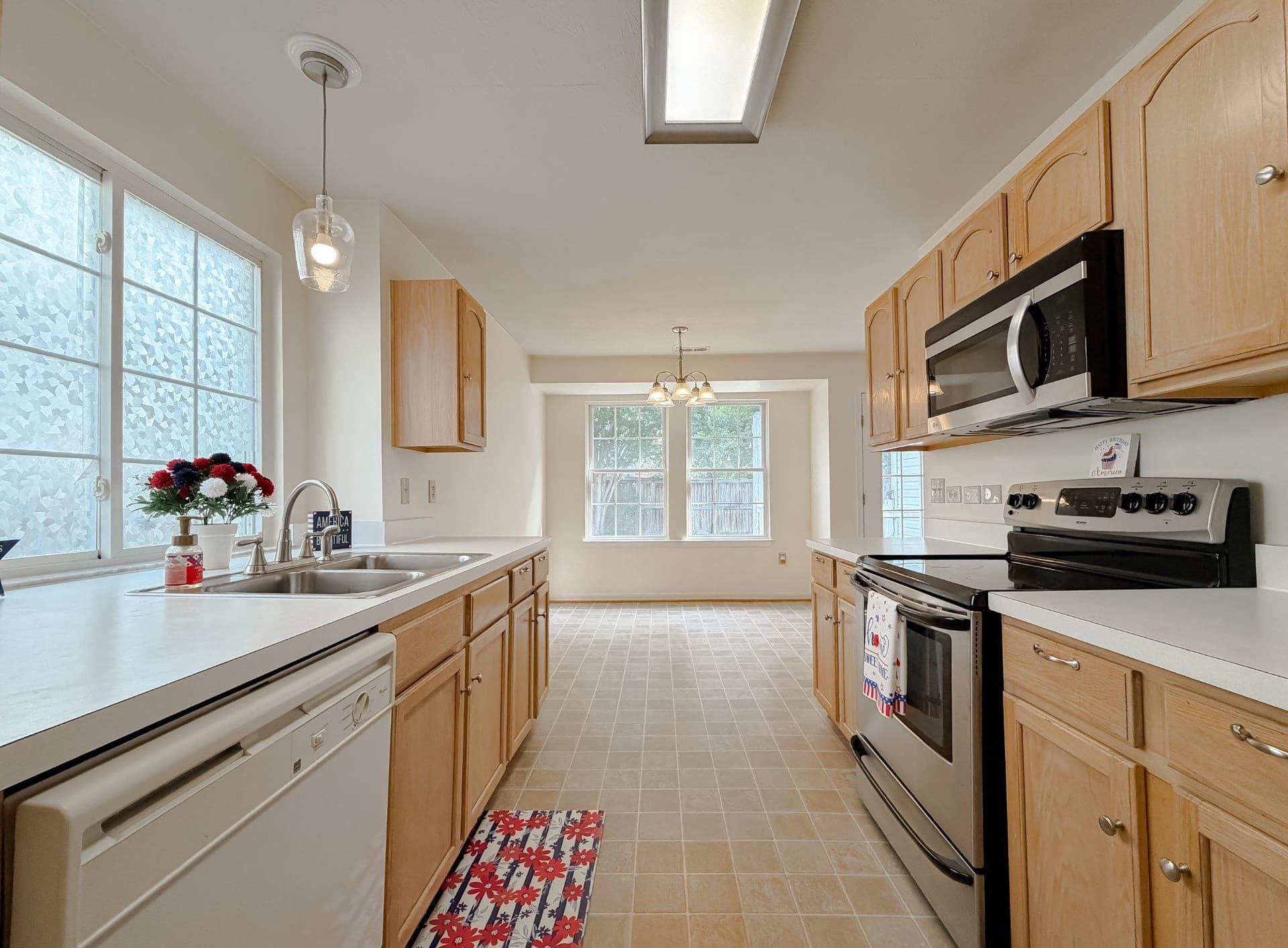 22702 Athlone Drive photo 9