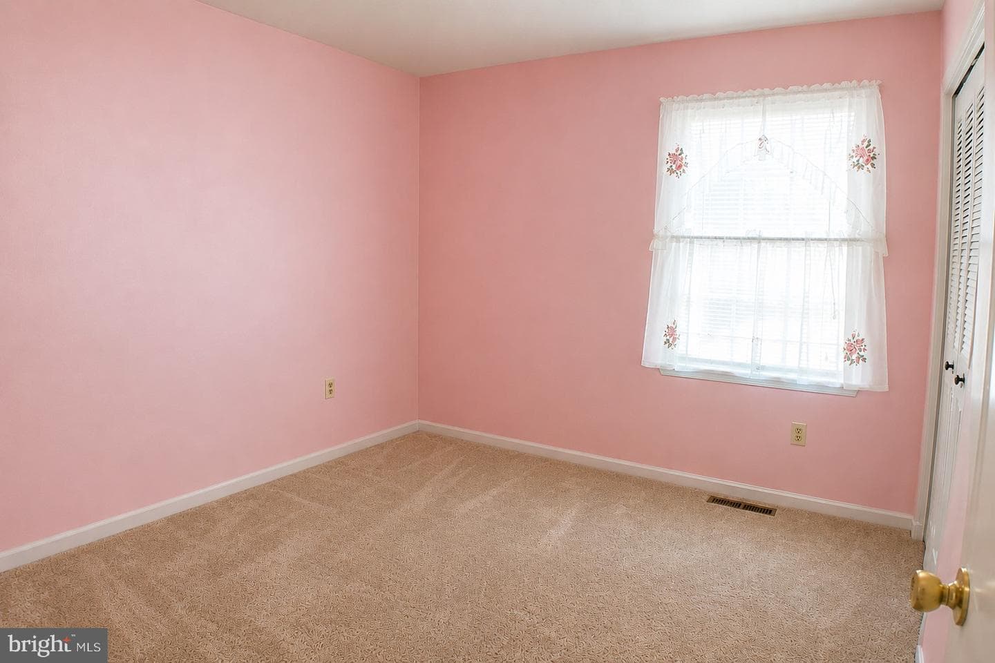 26374 Fielding Road photo 7