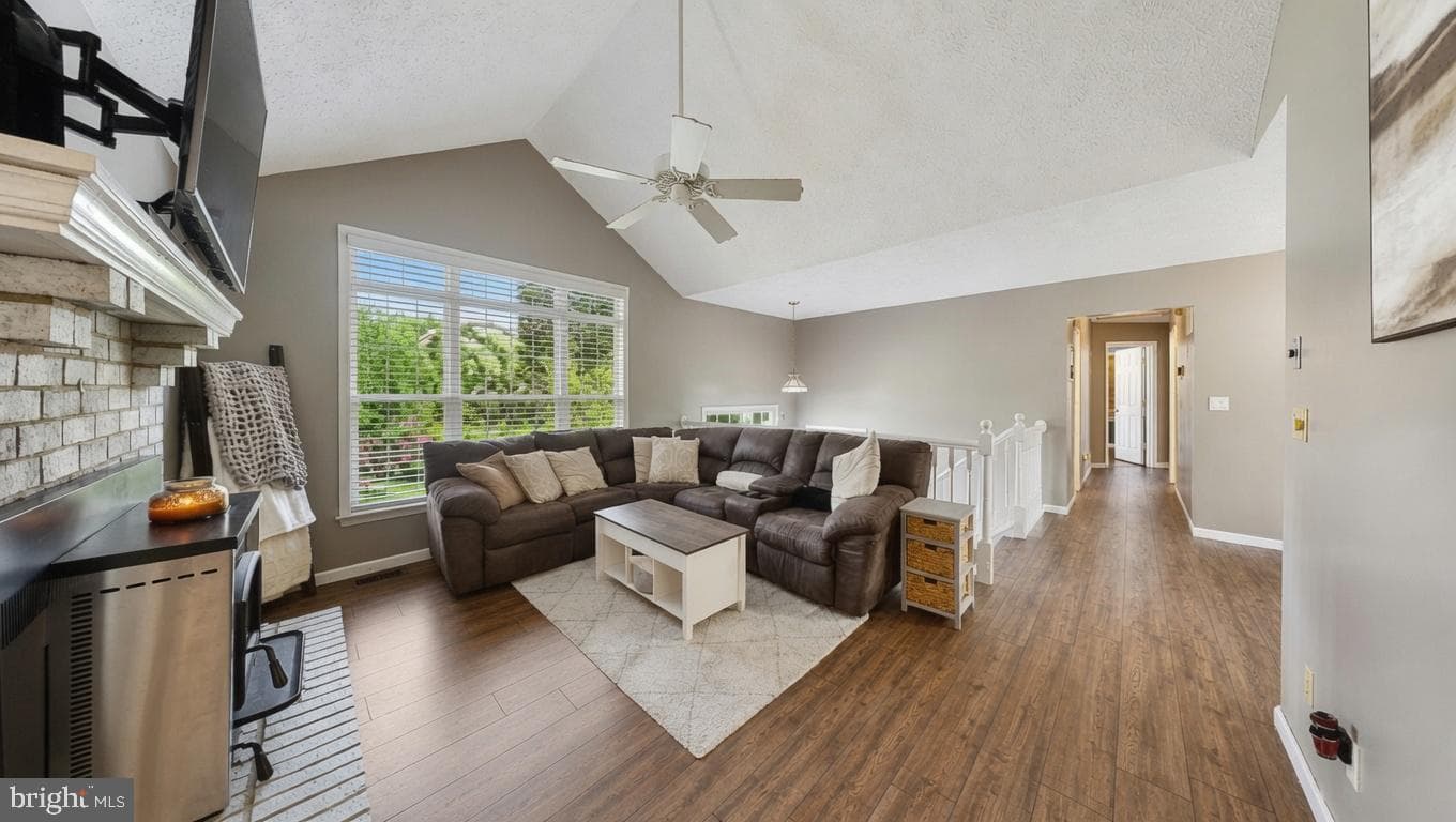 35620 Aviation Yacht Club Road photo 5