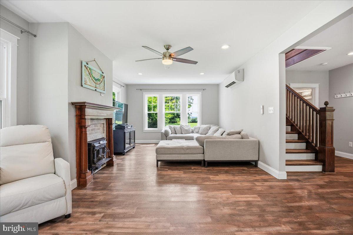 16146 Thomas Rd photo 33