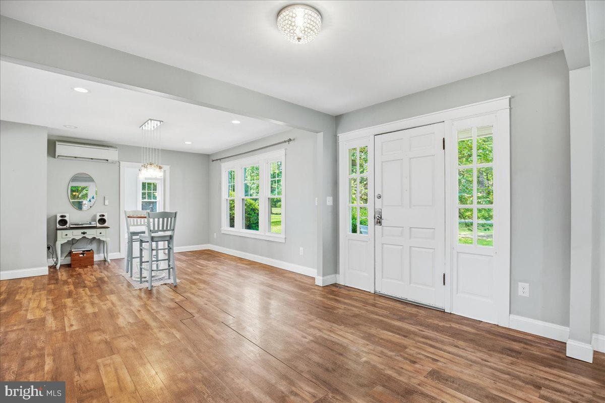 16146 Thomas Rd photo 6