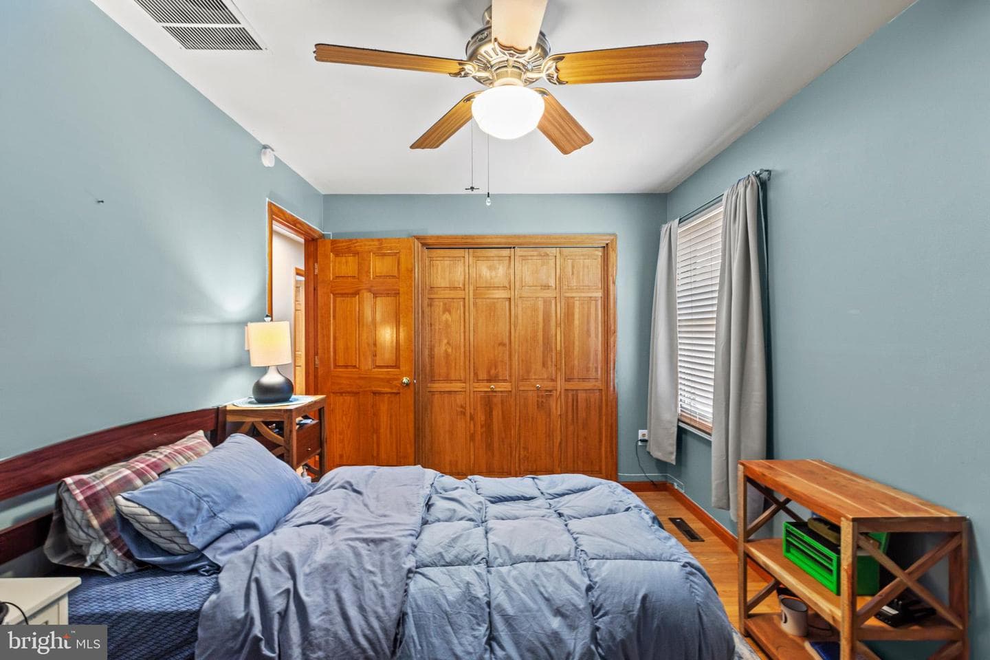 21625 America Street photo 17
