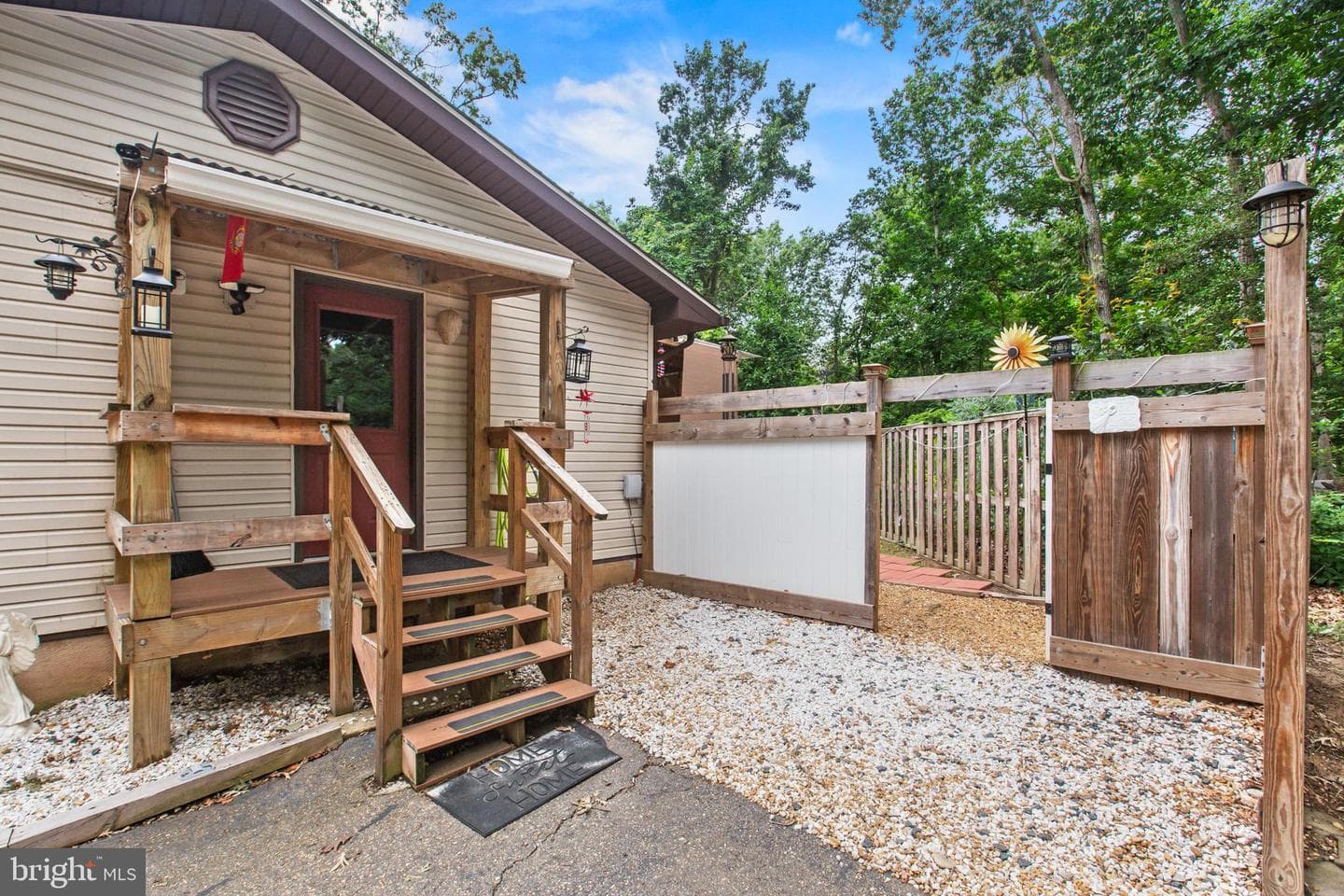 21625 America Street photo 25