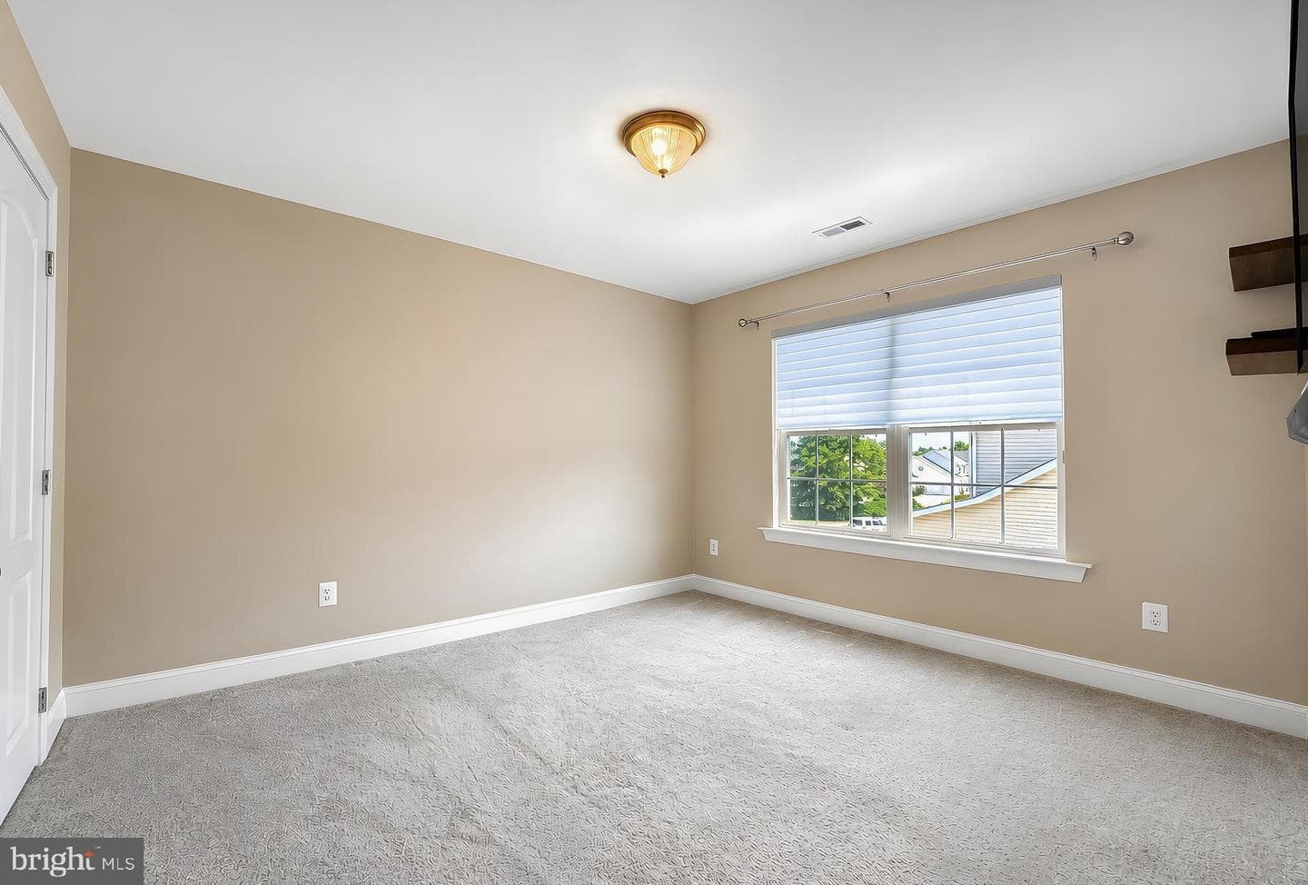 44025 W Leola Court photo 24
