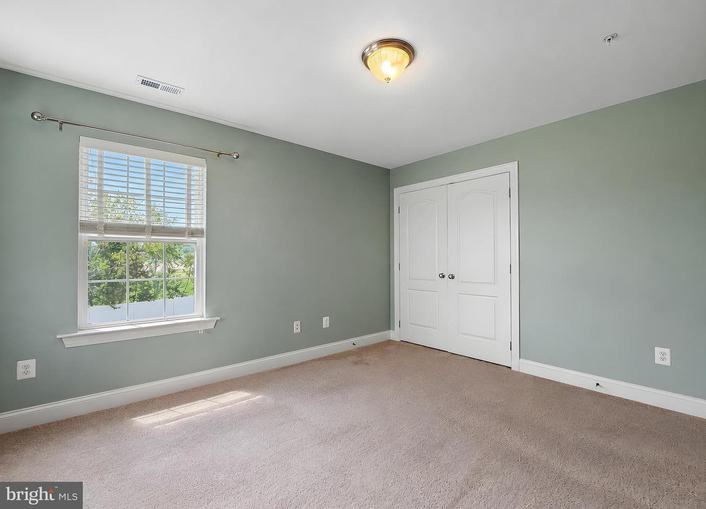 44025 W Leola Court photo 29