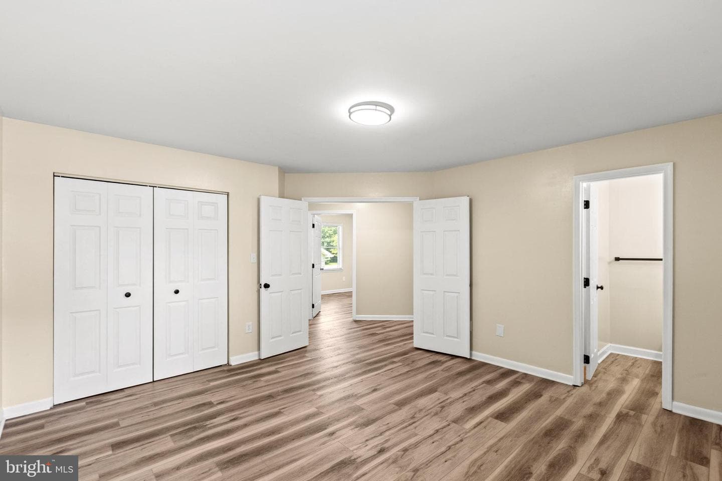 20859 Sandstone Street photo 9