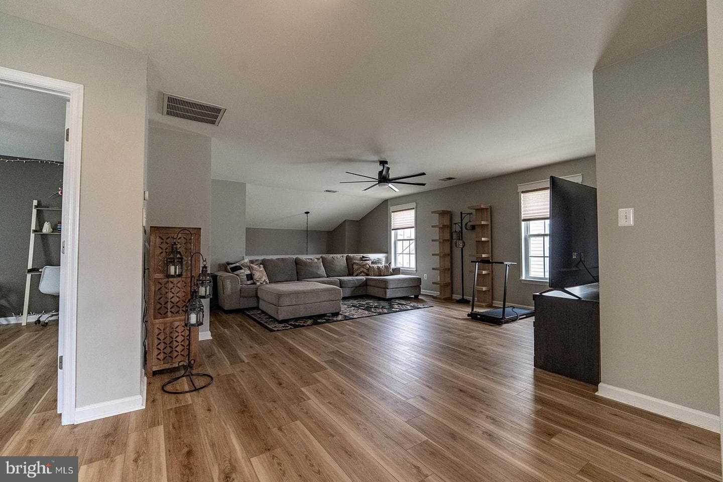 44015 Bellflower Way photo 37