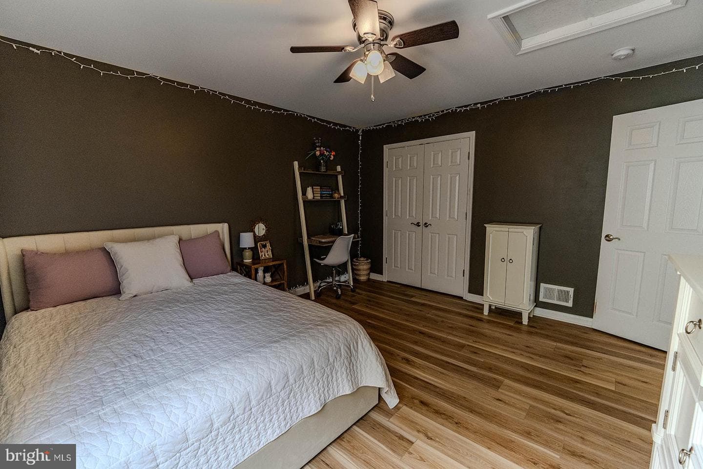 44015 Bellflower Way photo 40