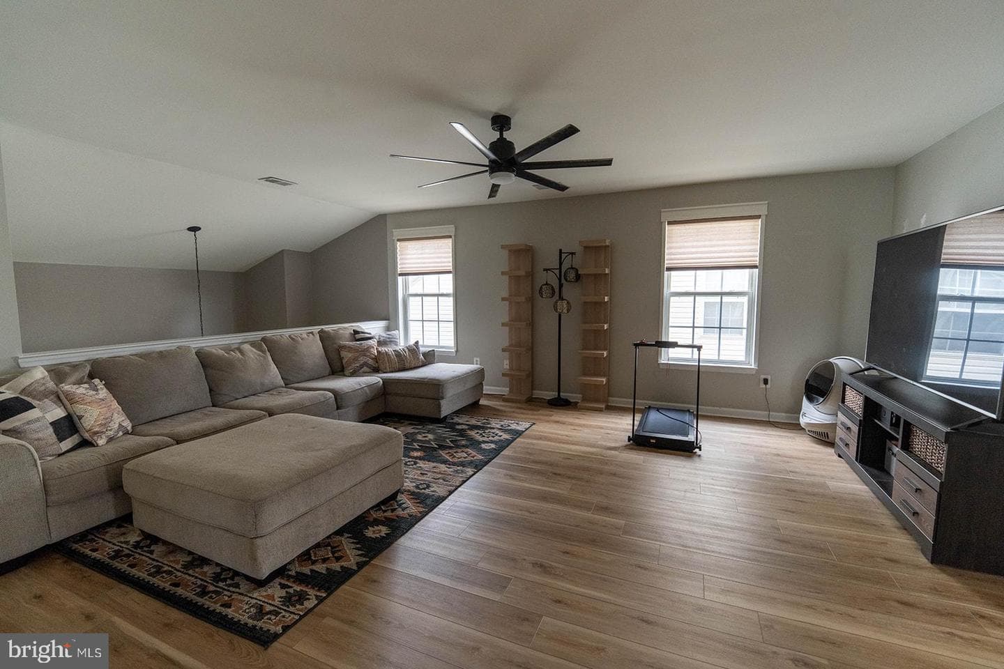 44015 Bellflower Way photo 50