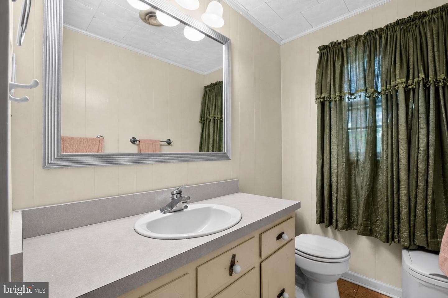 23146 Esperanza Drive photo 21
