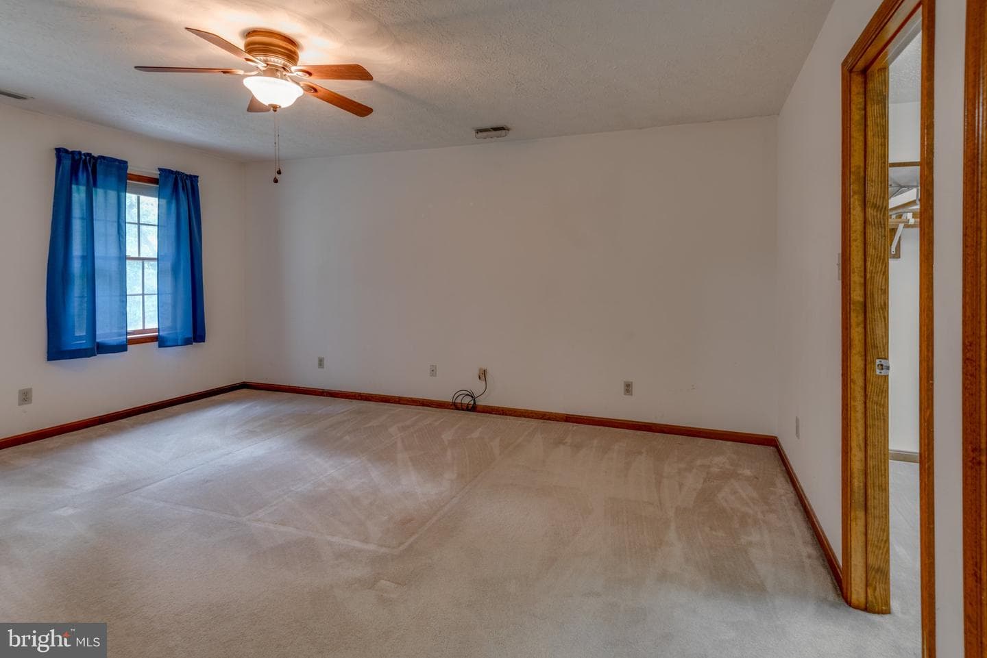 22503 Sparrow Court photo 38