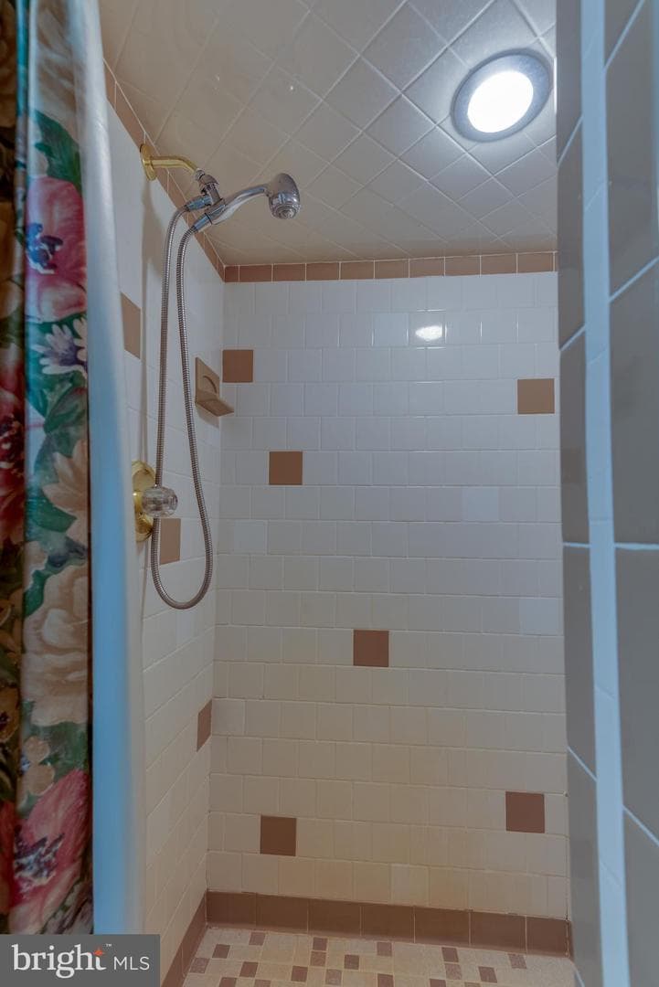 43816 Raspberry Lane photo 60