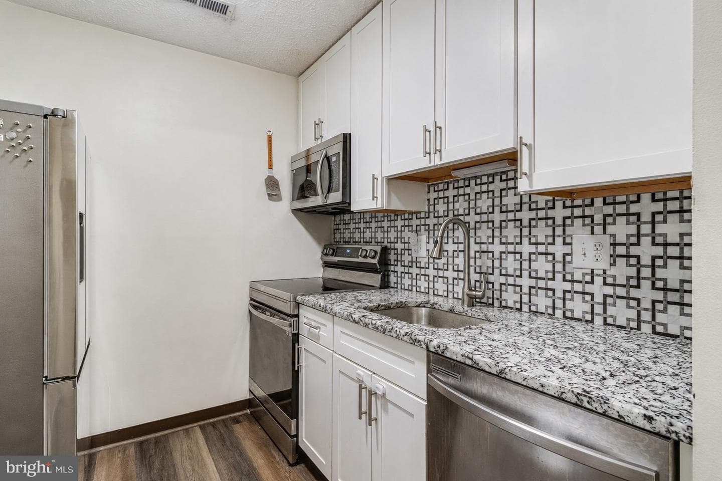 23254 Chestnut Oak Court #4a, California