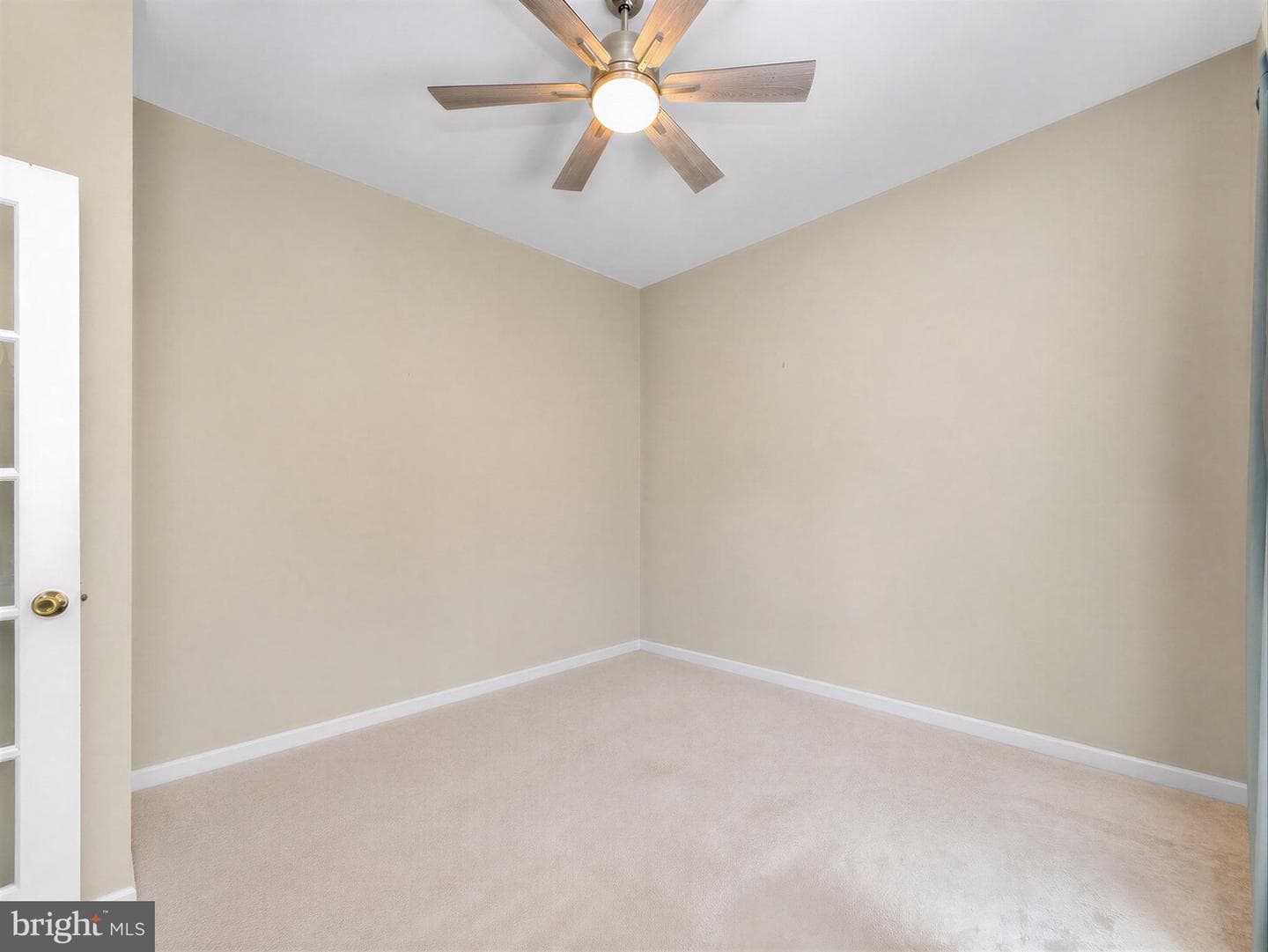 22393 Deerpath Court photo 15