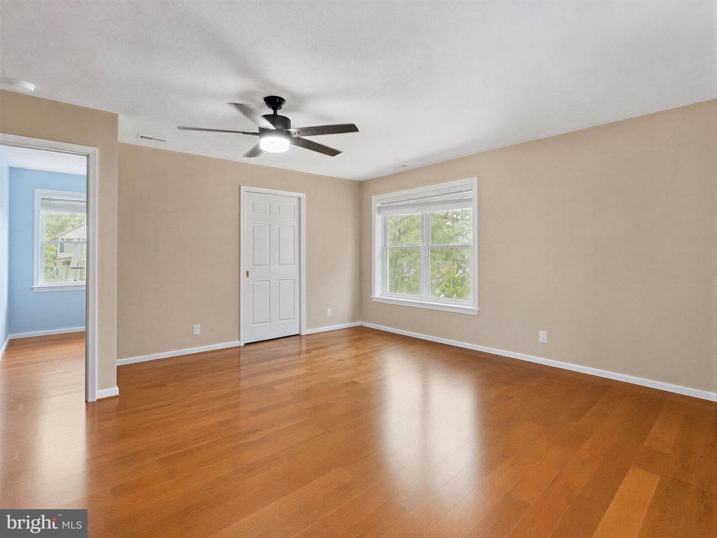 22393 Deerpath Court photo 37