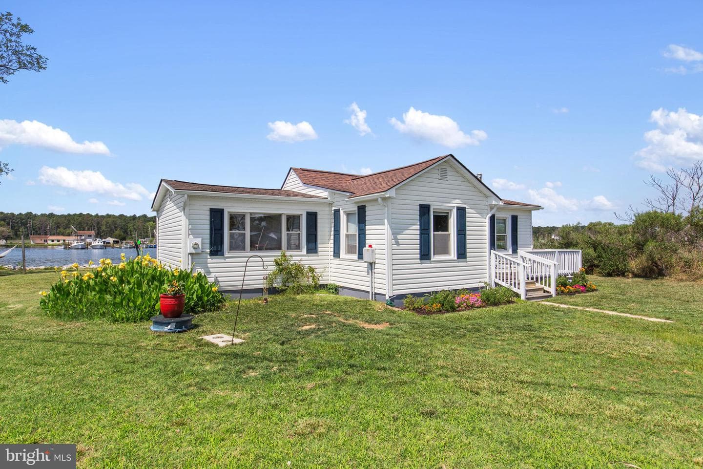 16101 Piney Point Road photo 2