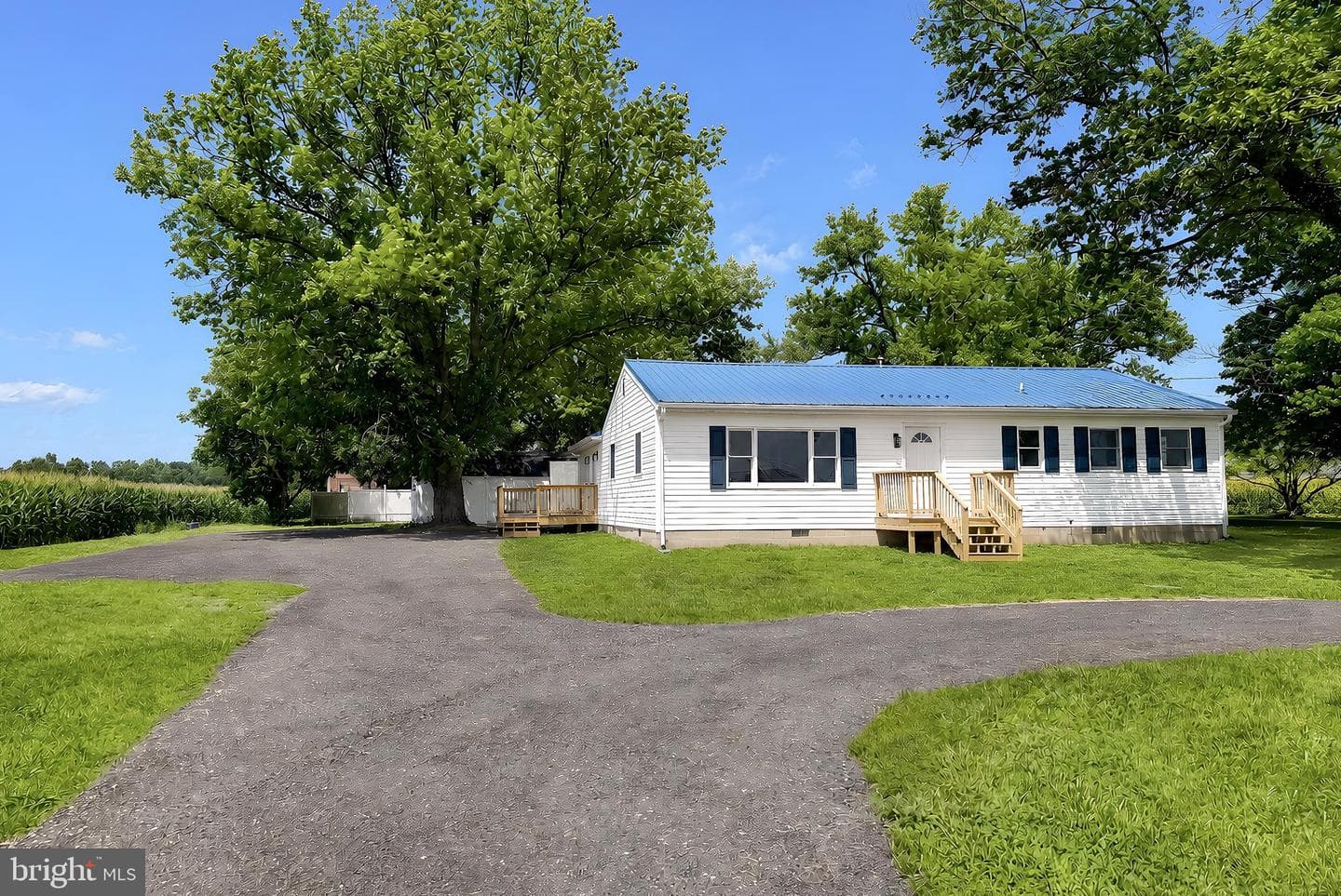 38860 Chaptico Road photo 1