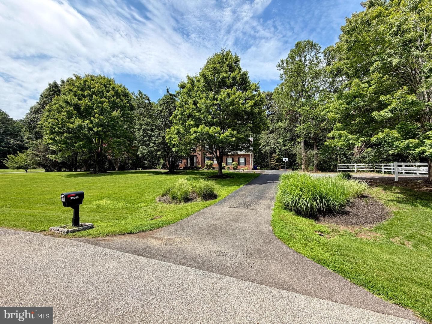 39266 Persimmon Creek Road photo 1