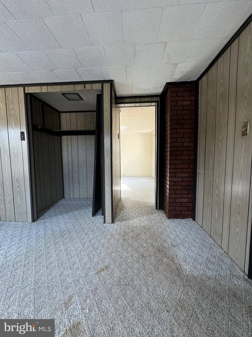206 Laird Avenue photo 23