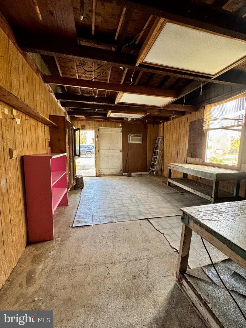206 Laird Avenue photo 36