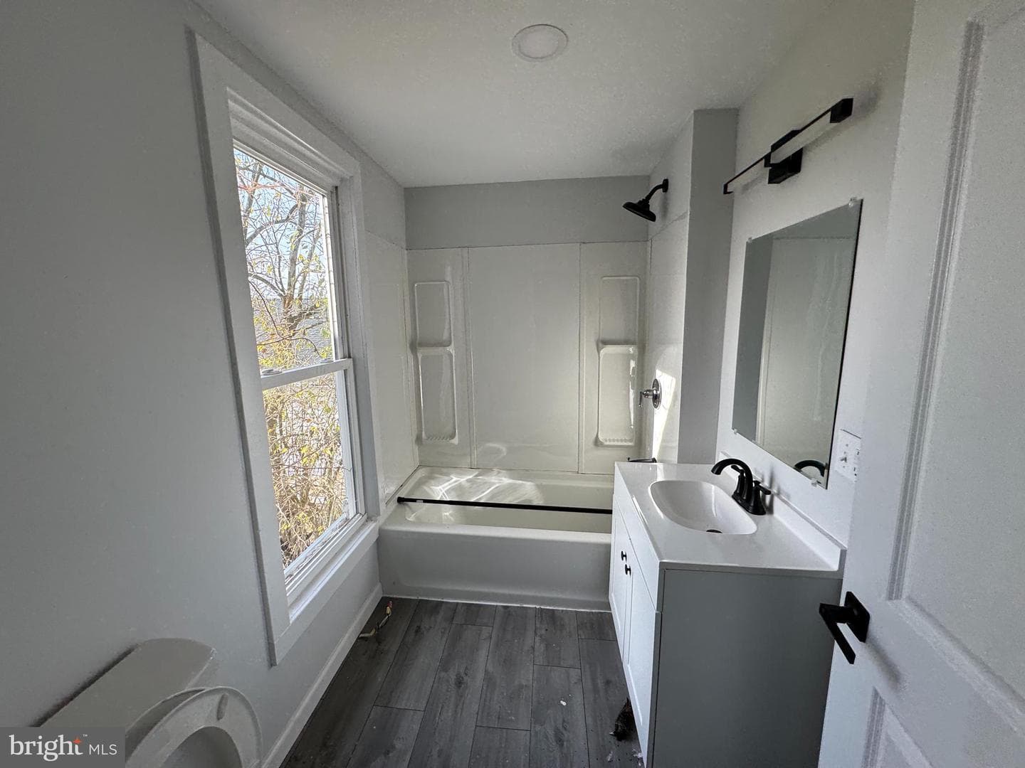 313 Broadway photo 13
