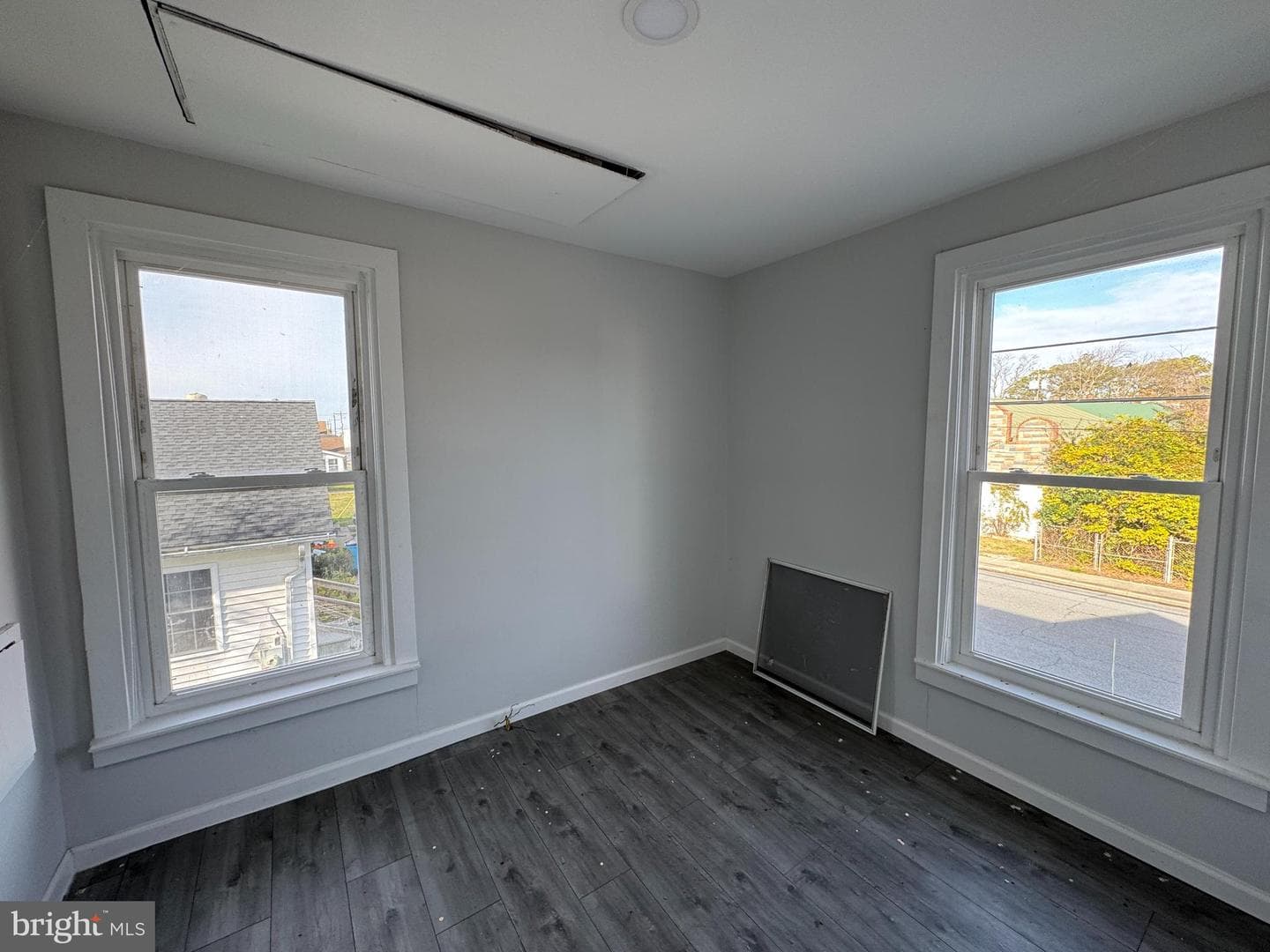 313 Broadway photo 14
