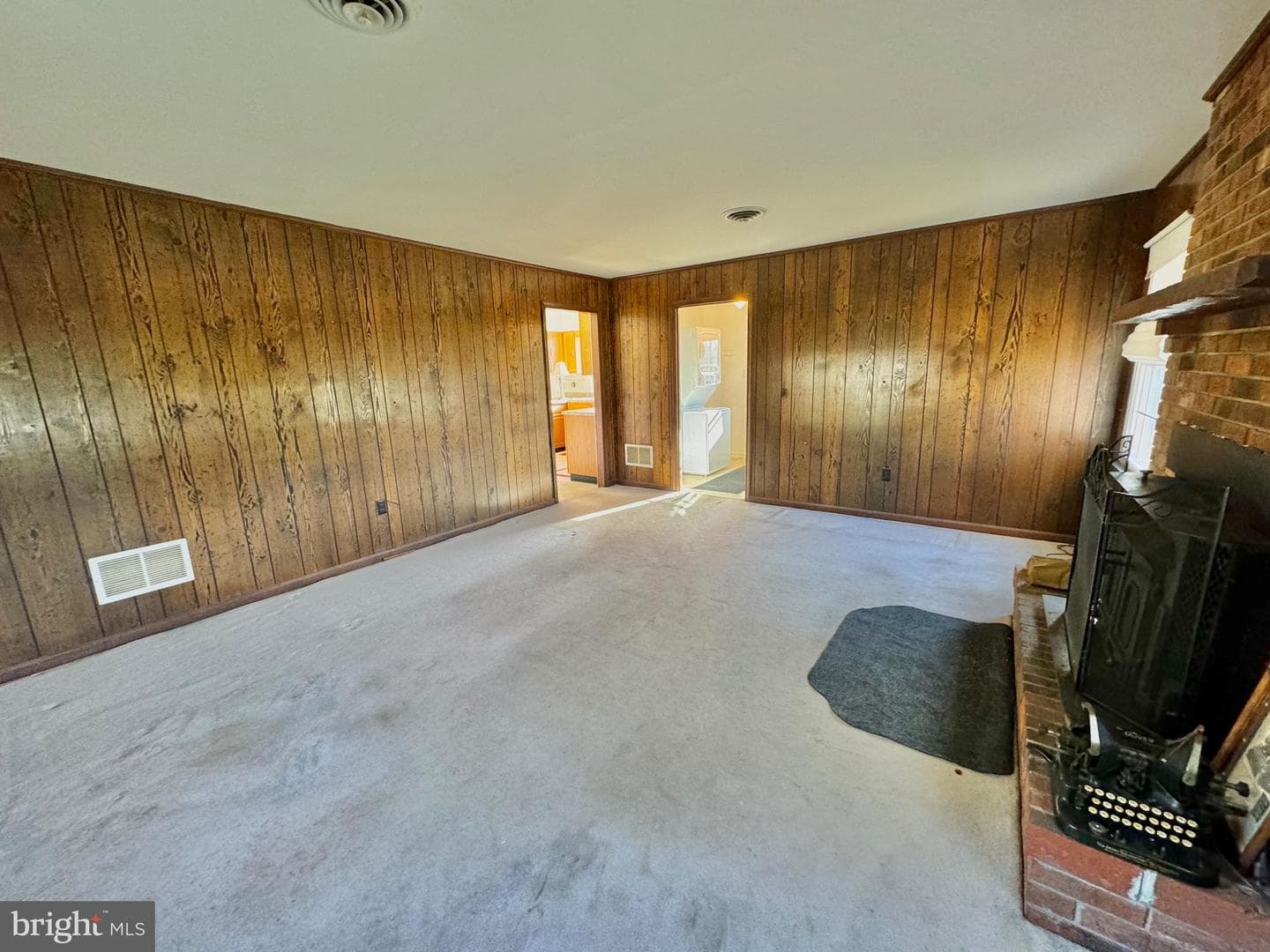 34006 Clearfield Dr photo 16