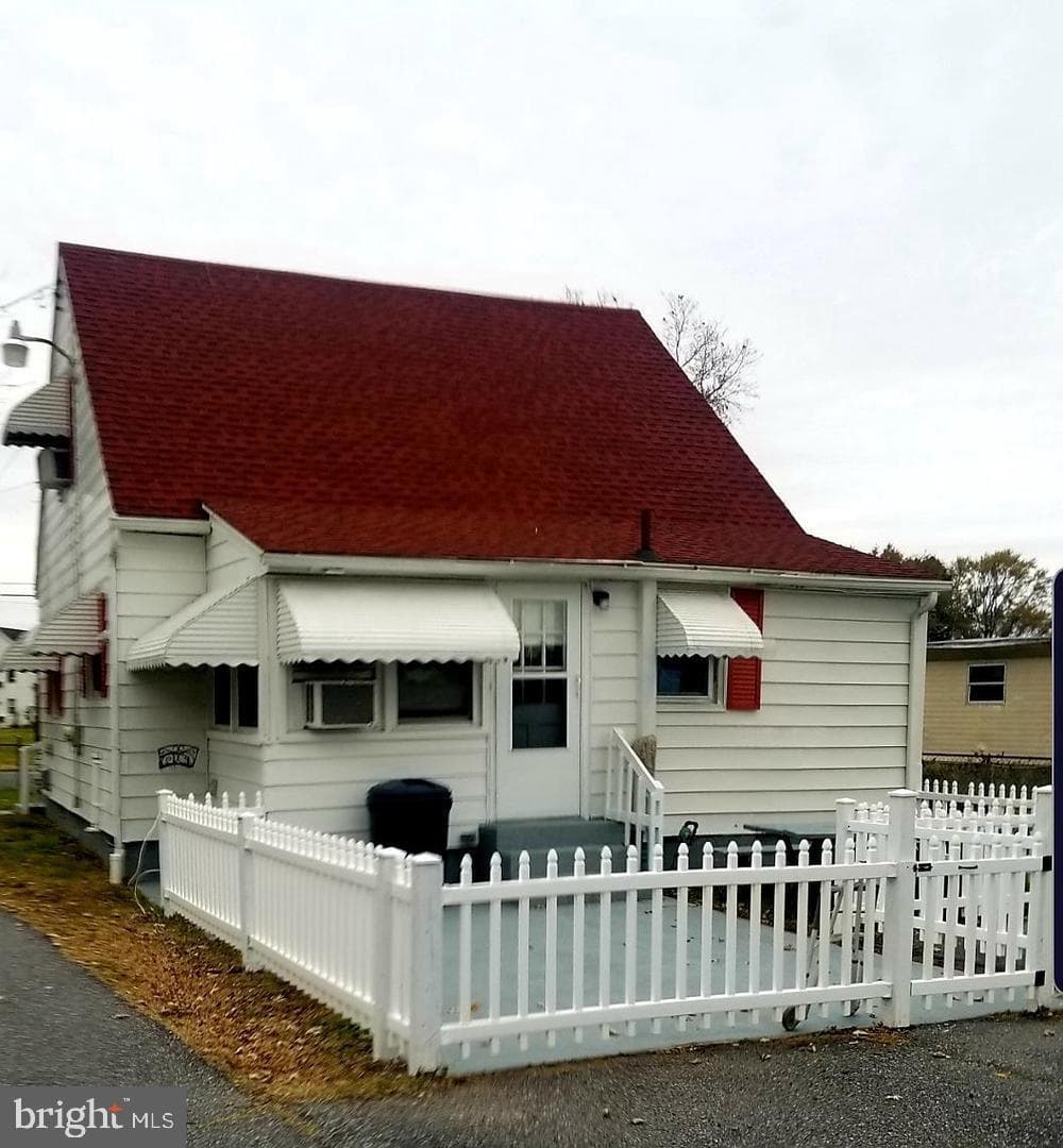 30777 Hampden Avenue photo 13