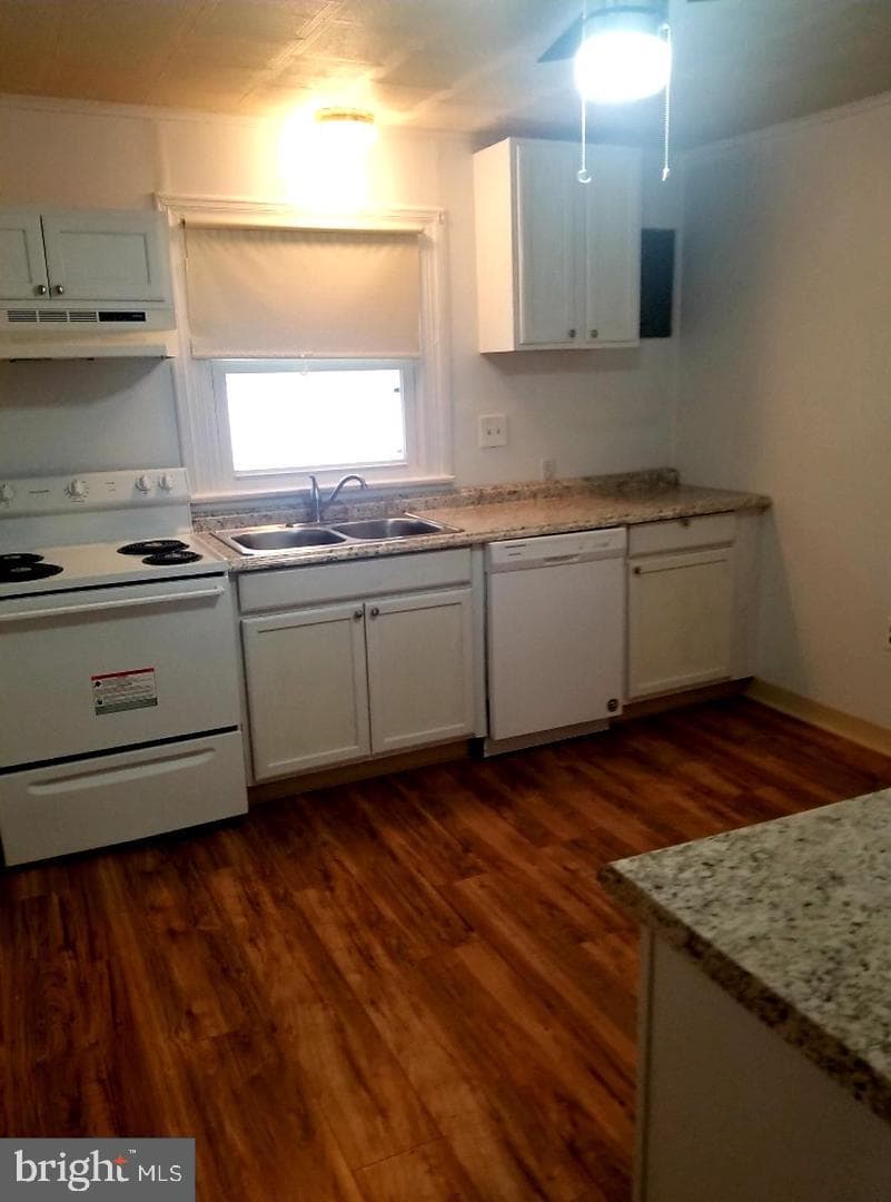 30777 Hampden Avenue photo 5
