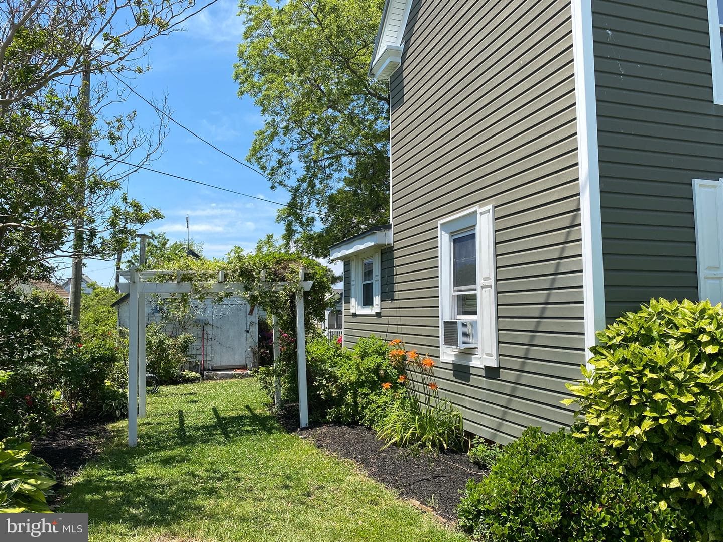 20947 Caleb Jones Road photo 5