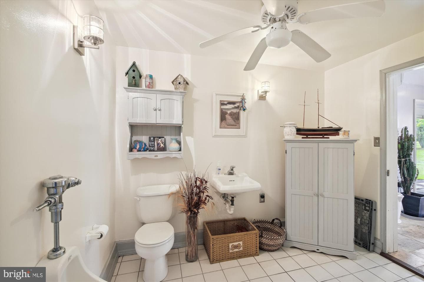 26463 Asbury Avenue photo 49