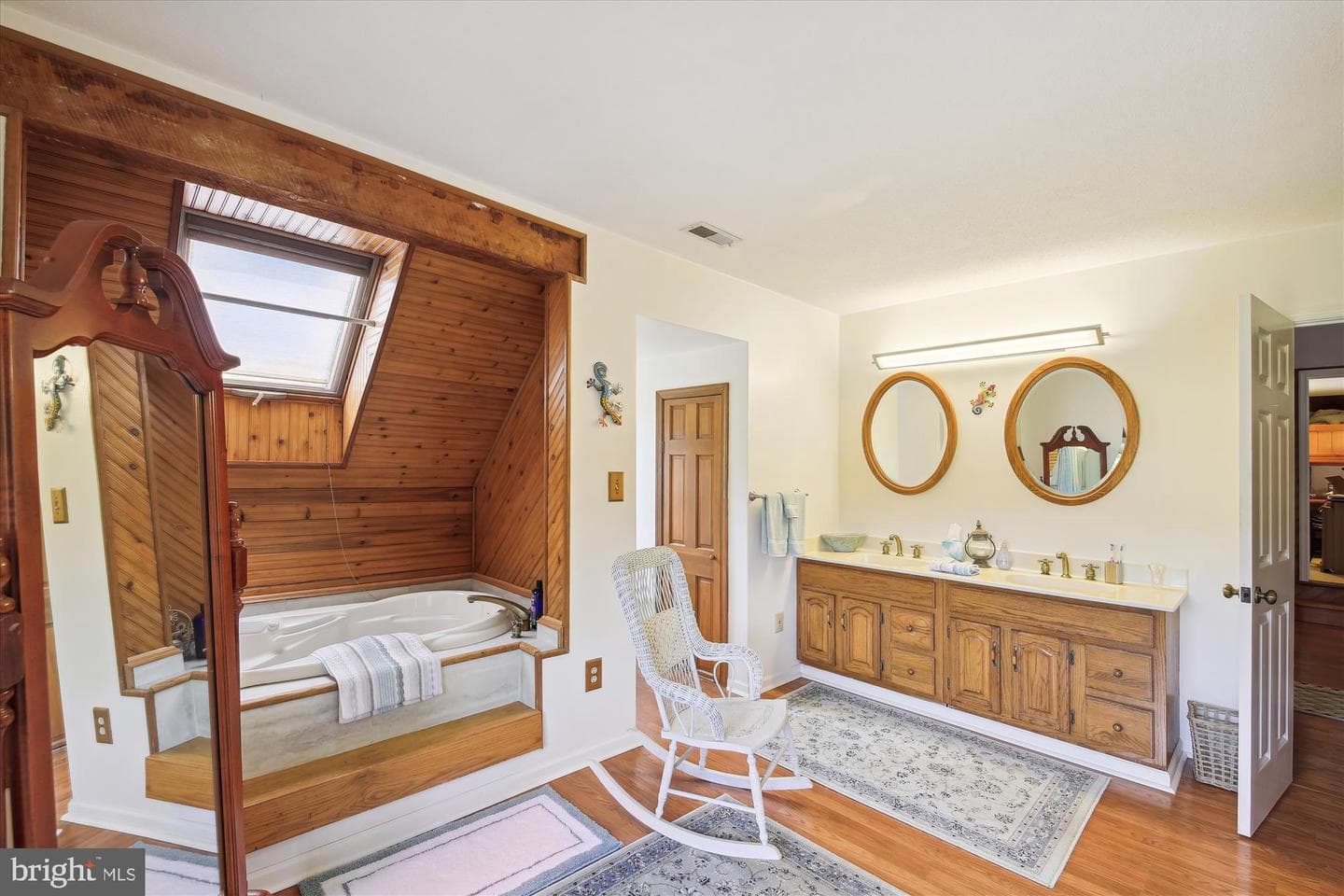 26463 Asbury Avenue photo 69