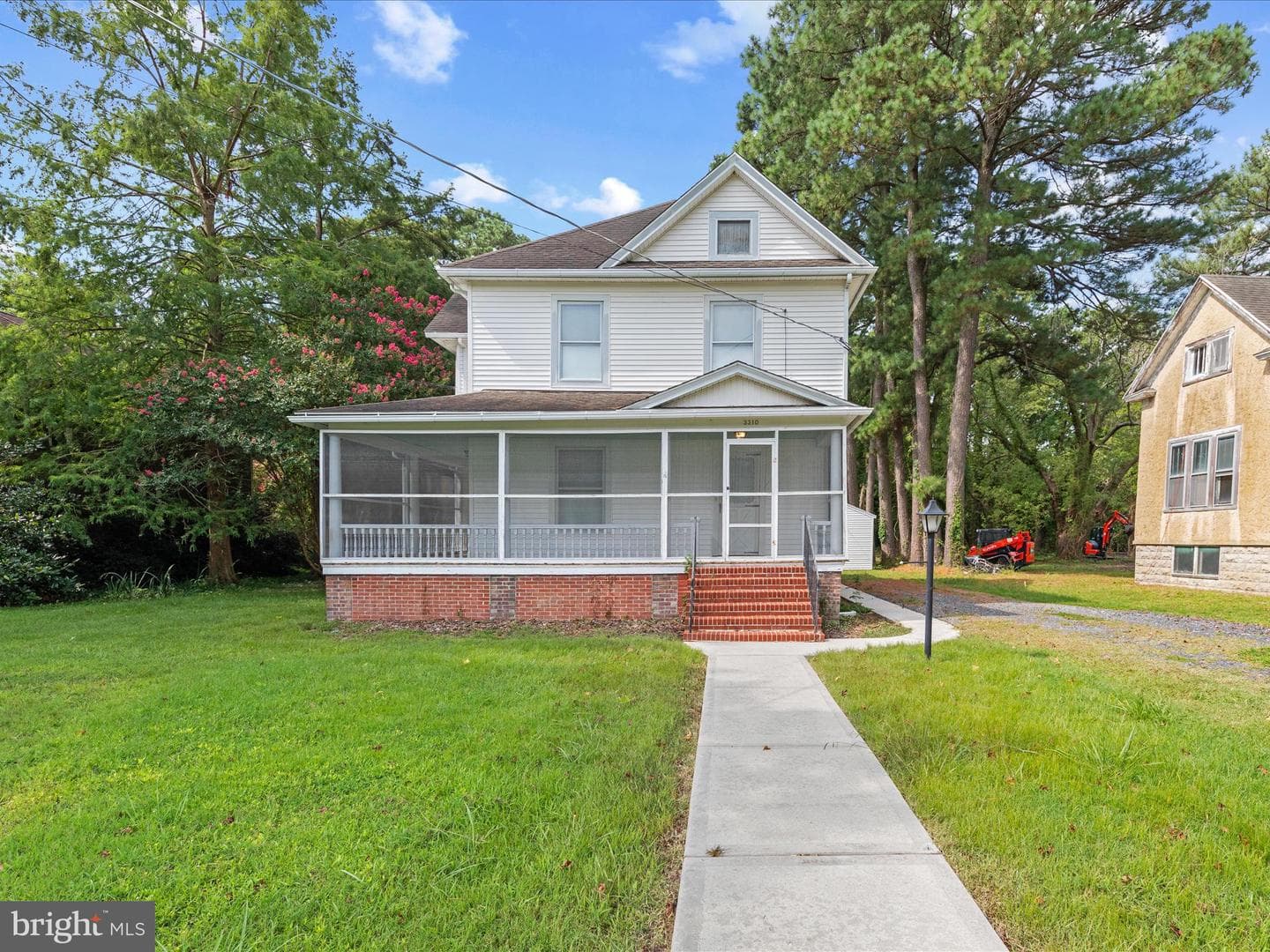 3310 Lawsonia Road photo 2