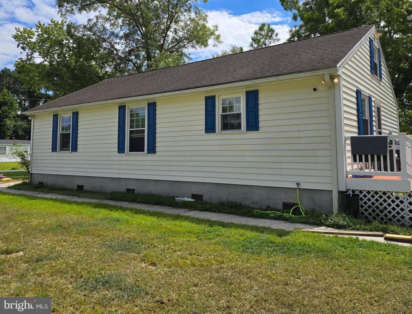 3592 Freedomtown Road photo 4