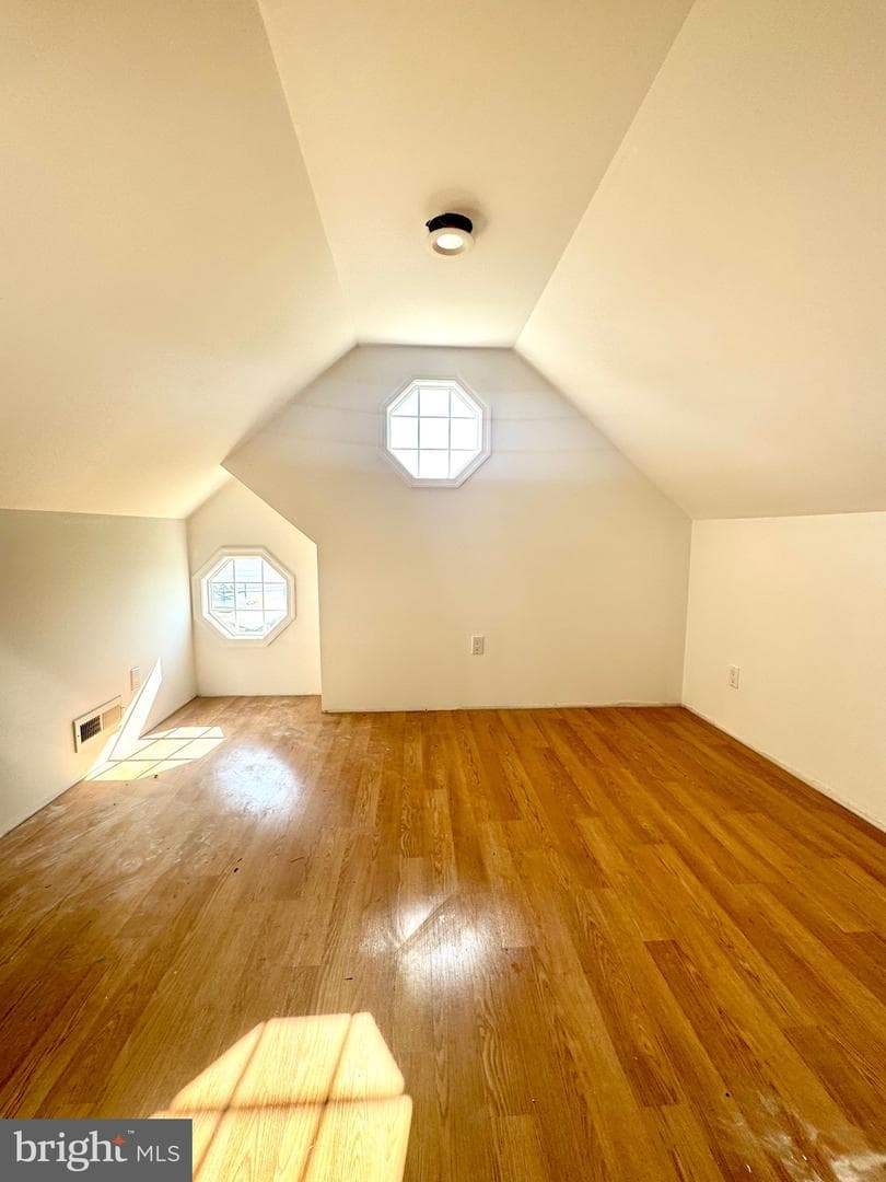 10515 Cassandra Drive photo 13