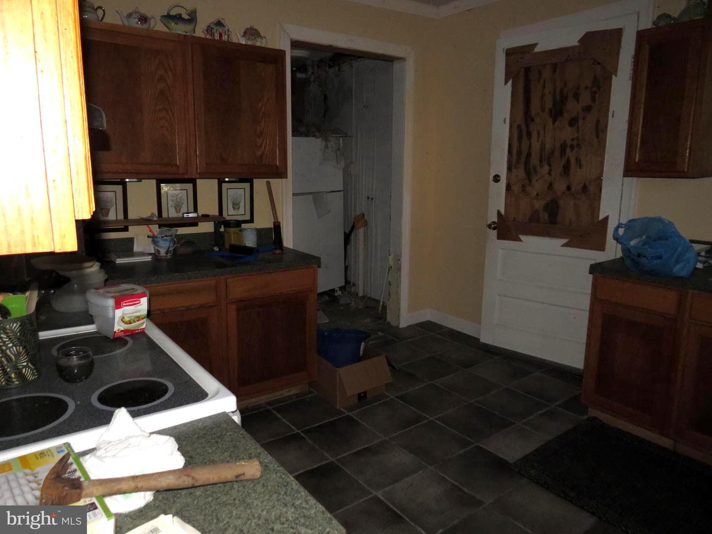 243 N Somerset Avenue photo 6