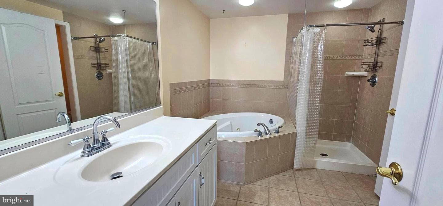 102 Williams Street #209 photo 16